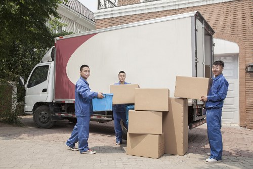 Removal truck hire service in West Kensington for local house and flat moves