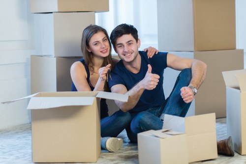 Residential removals support for flats and homes in West Kensington
