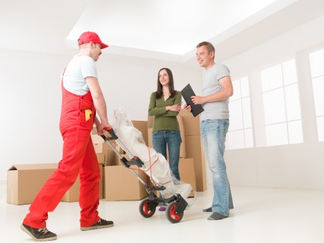West Kensington moving van service for flat removals and business transport